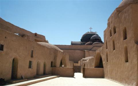 Viagem espiritual a Wadi El Natrun